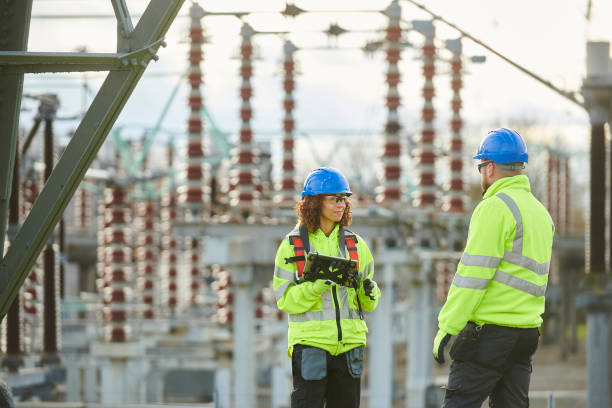Best Emergency Electrician Near Me  in Oskaloosa, KS